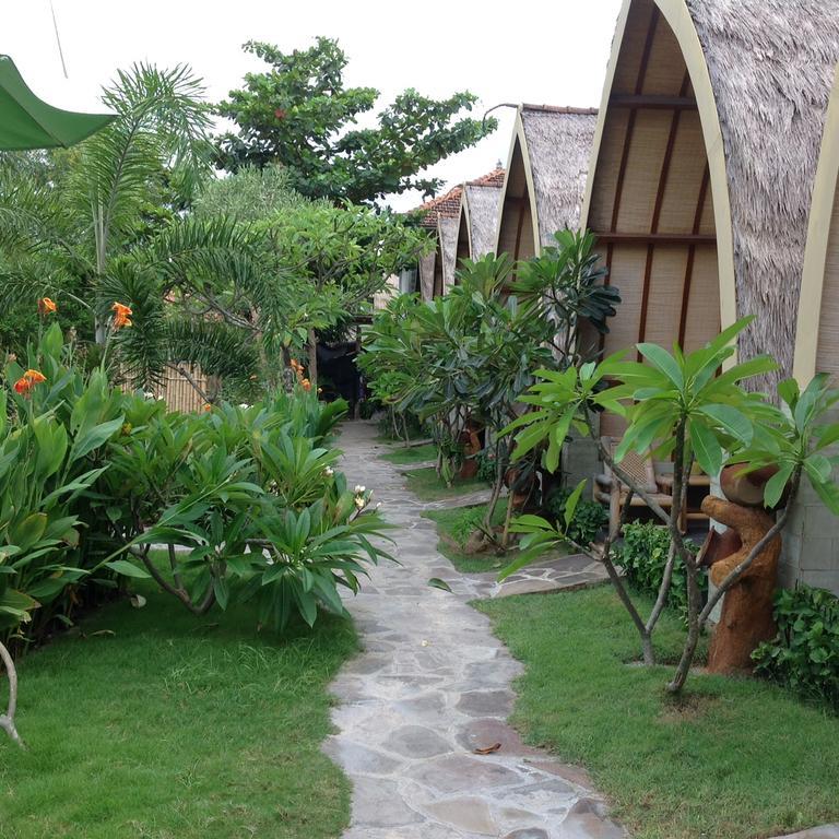 Puri Air Beach Resort & Spa Gili Air Ngoại thất bức ảnh