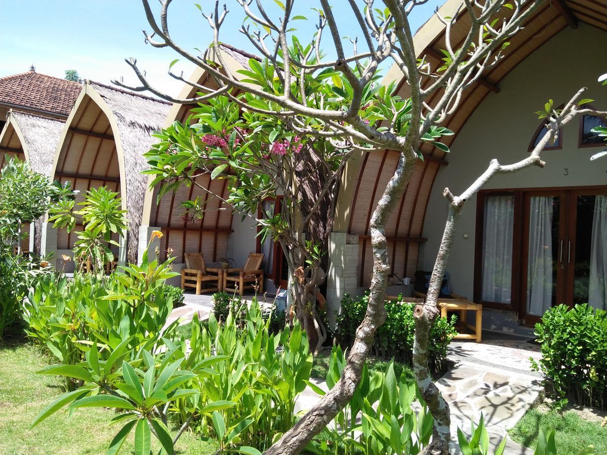 Puri Air Beach Resort & Spa Gili Air Ngoại thất bức ảnh